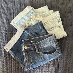 Old Navy Women's Ankle Jeans in Light and Dark Blue
